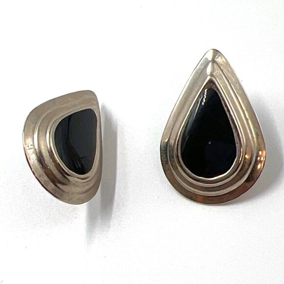 Pierced Earrings Women Teardrop Post Silver Black - Picture 1 of 3